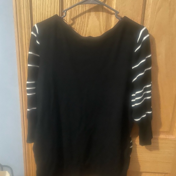 Lane Bryant Sweater - Picture 2 of 4